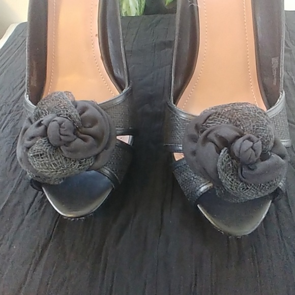 Vince Camuto Black Straw Fabric 👡 - Picture 2 of 8